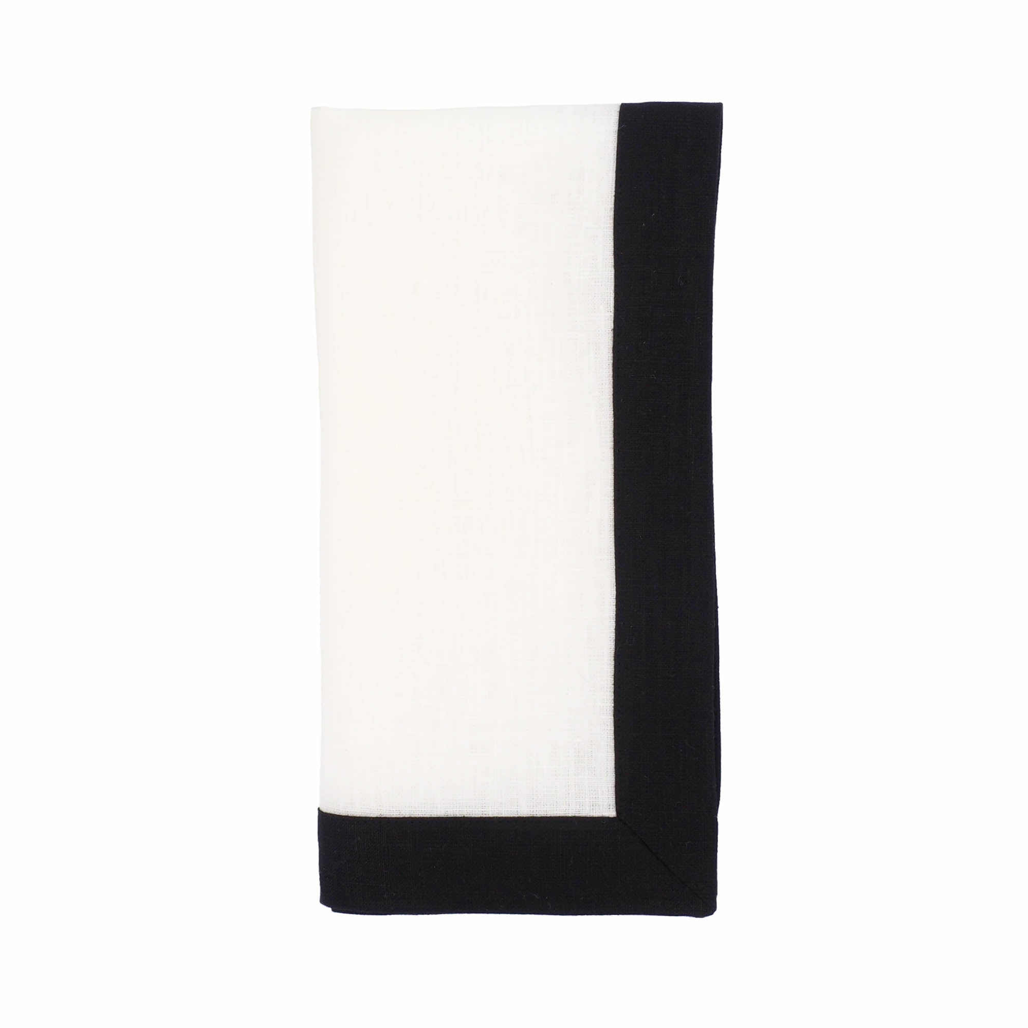 Luxurious linen napkins with black borders, designed for sophisticated and long-lasting table decor.
