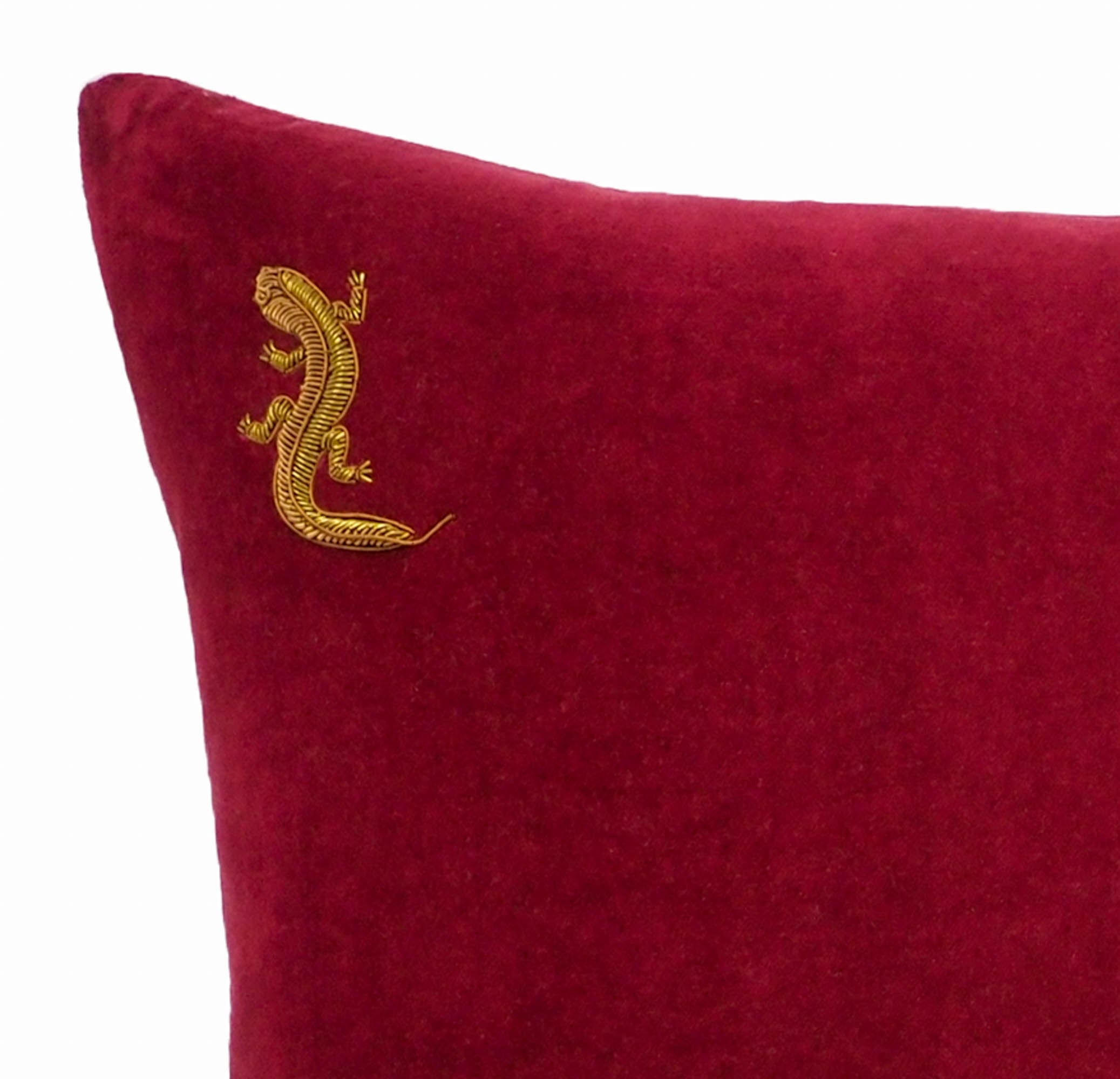 Red Gecko Velvet Throw Pillow Cover 14 X 24