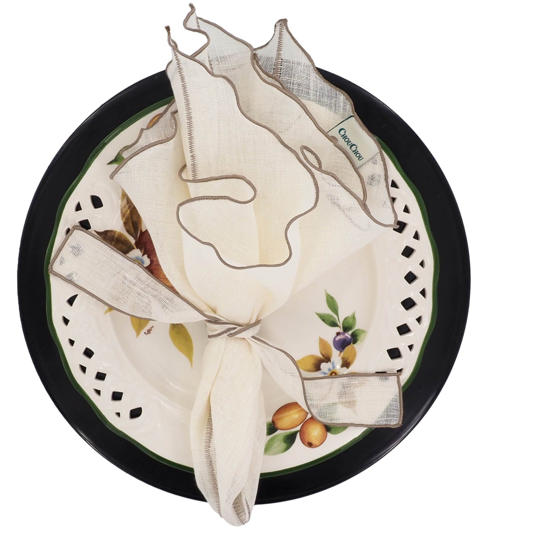 Elegant Milano linen napkins with khaki ruffled edges, handmade for long-lasting quality and sophisticated style.